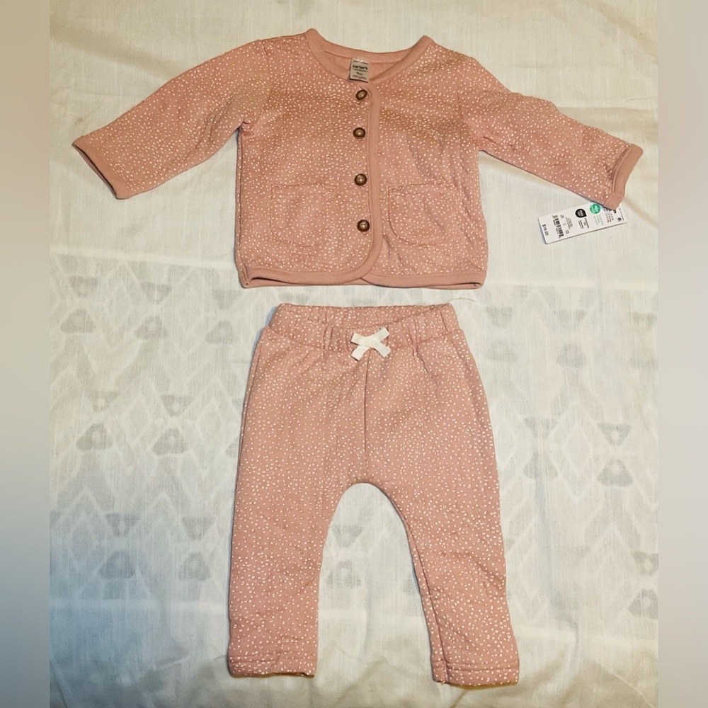Carters Bundle- 9M - Picture 2 of 6